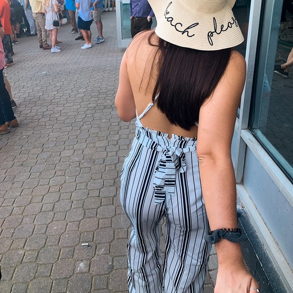 Jumpsuit - Picture 4 of 5